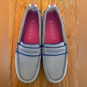 Rothy's Women’s Navy and Cream Loafers